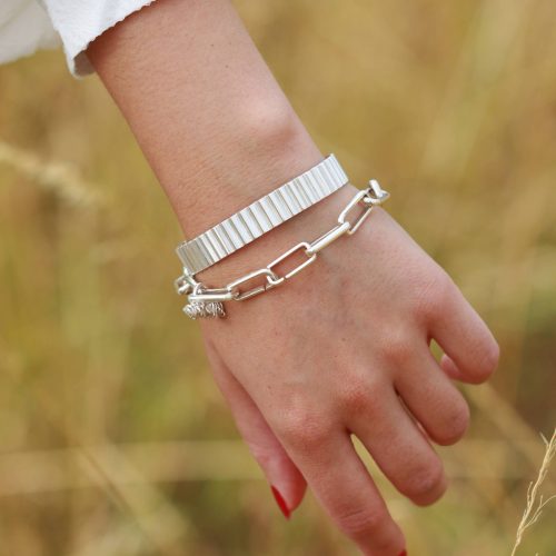 Classic Ondulée Bangle - Silver - Olivia Taylor