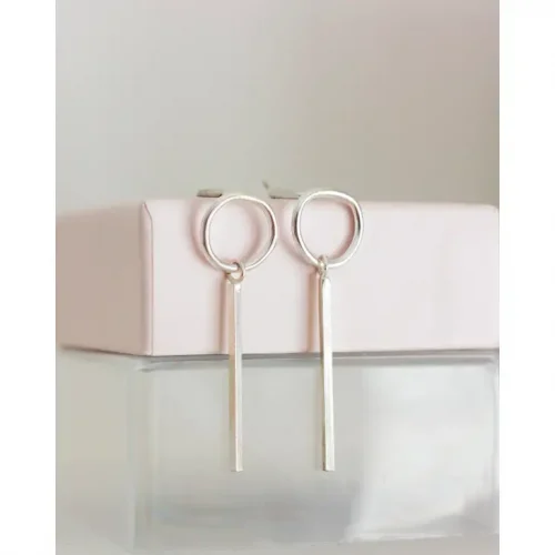 Circle Bar Stud Earrings - Fawn and Rose