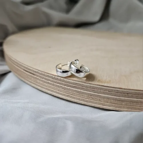 Huggy Hoop Studs